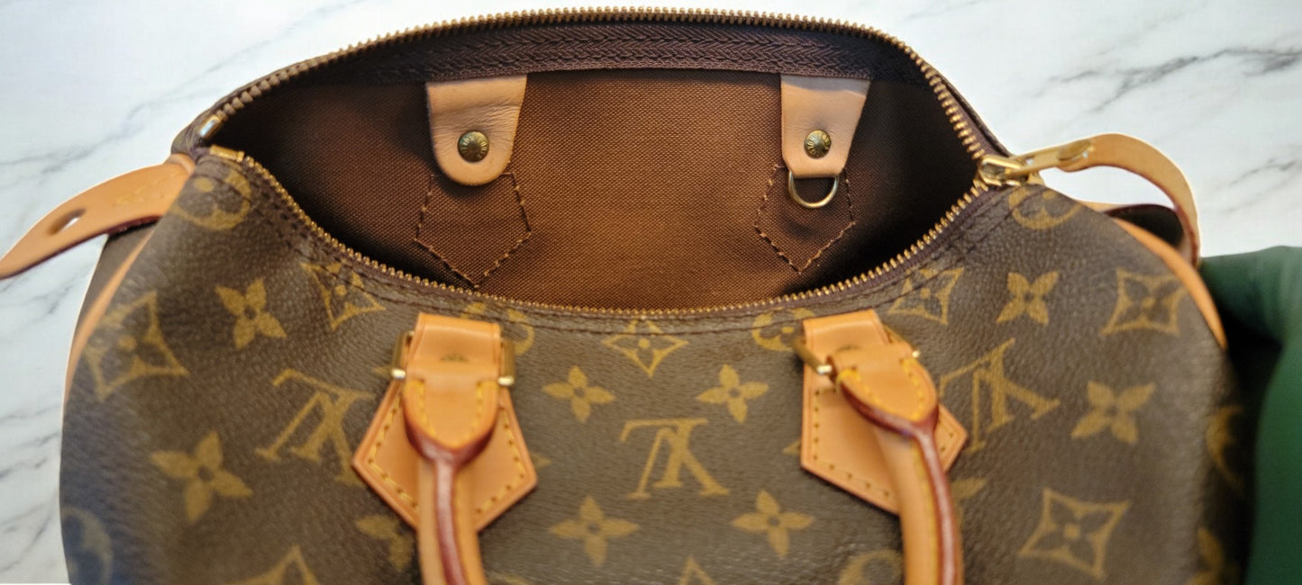 Louis Vuitton Speedy 25