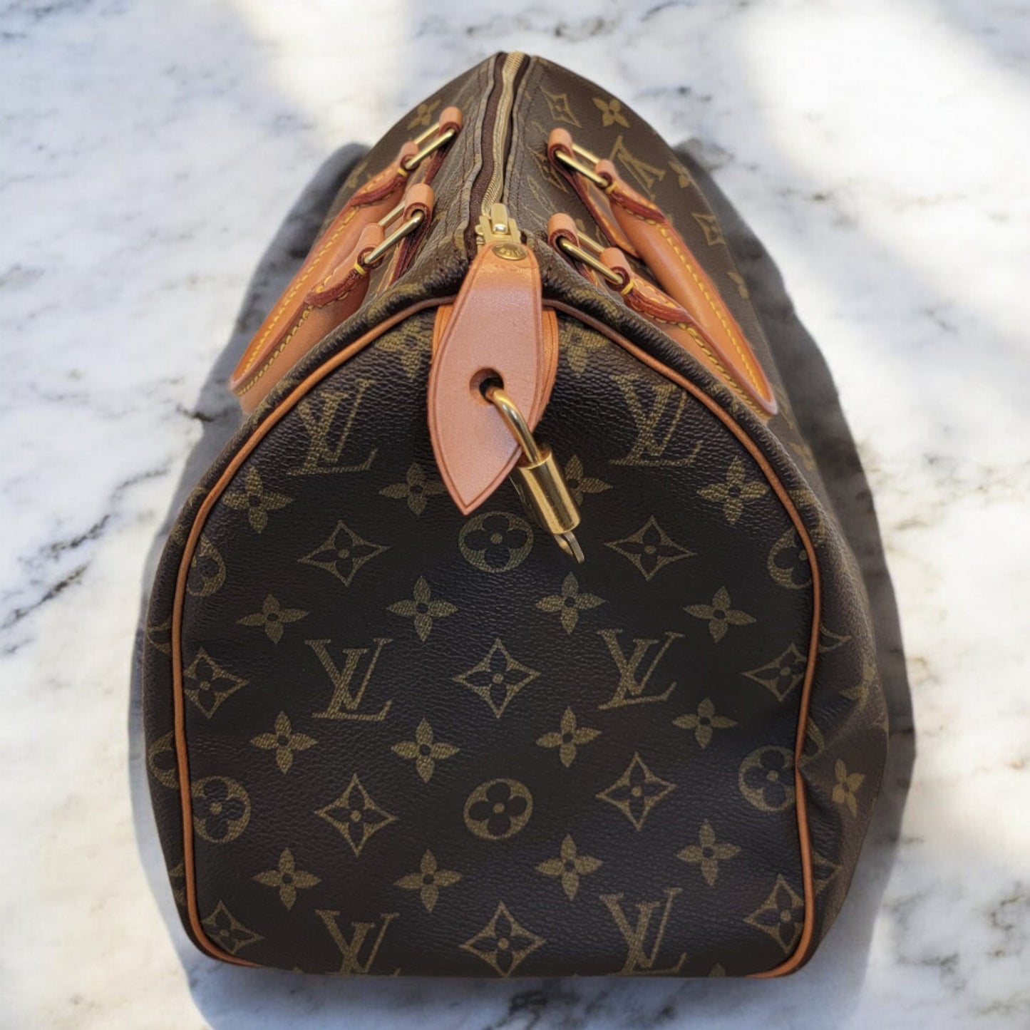 Louis Vuitton Speedy 30