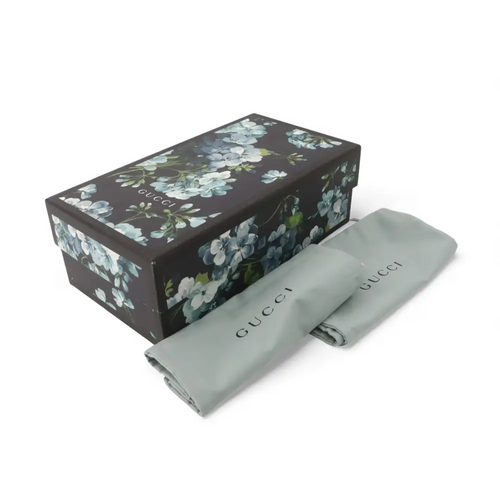 Load image 1 in gallery view. Gucci Blooms