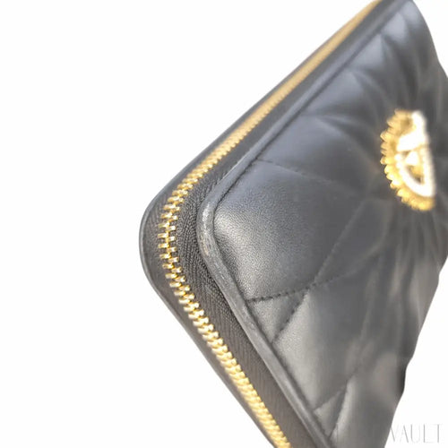 Load image 1 in gallery view. Devotion Zip-around wallet