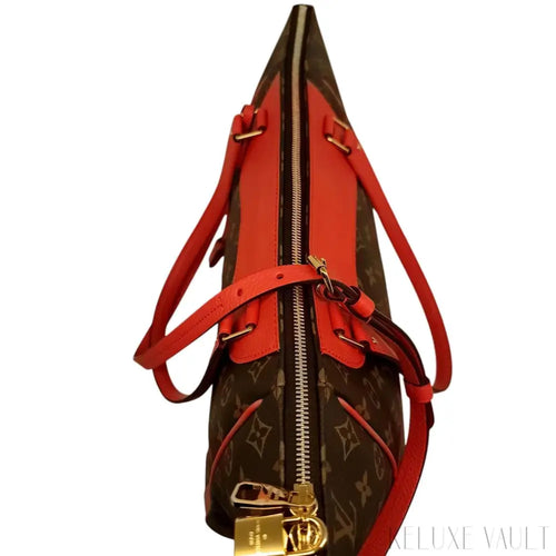 Load image 1 in gallery view. Estrela Monogram