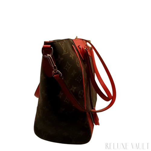 Load image 1 in gallery view. Estrela Monogram