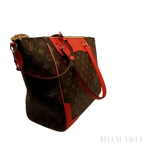 Load image 1 in gallery view. Estrela Monogram