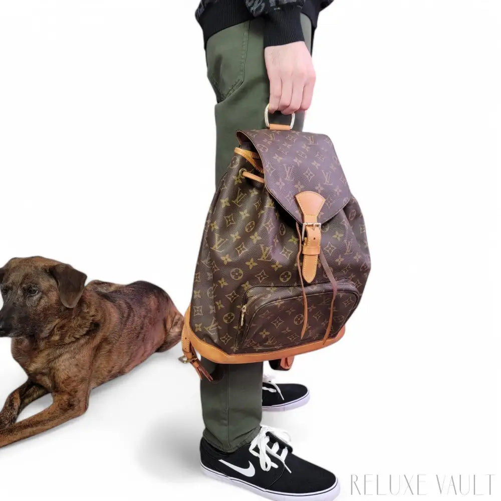 Montsouris GM Monogram