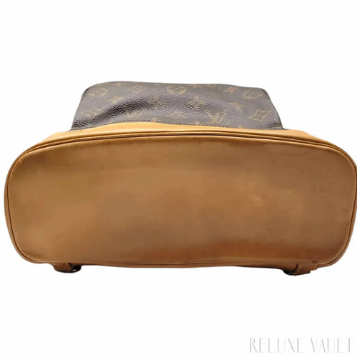 Load image 1 in gallery view. Montsouris GM Monogram