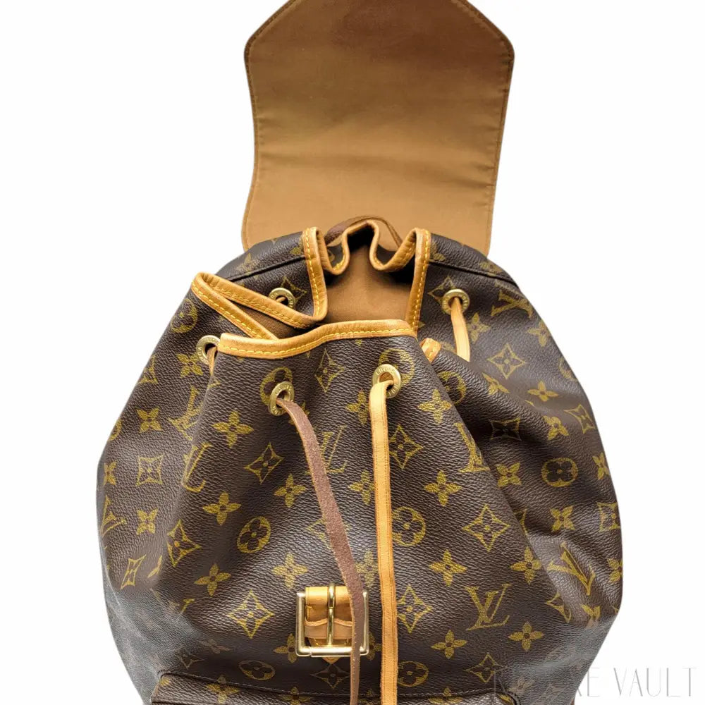 Montsouris GM Monogram