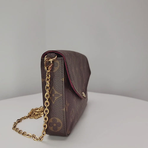 Load image 1 in gallery view. Félicie Pochette