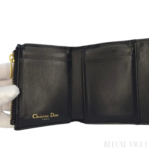 Load image 1 in gallery view. Saddle Lotus Wallet