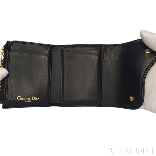 Load image 1 in gallery view. Saddle Lotus Wallet