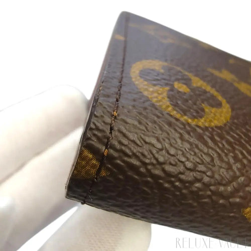 Load image 1 in gallery view. Sarah Long Wallet